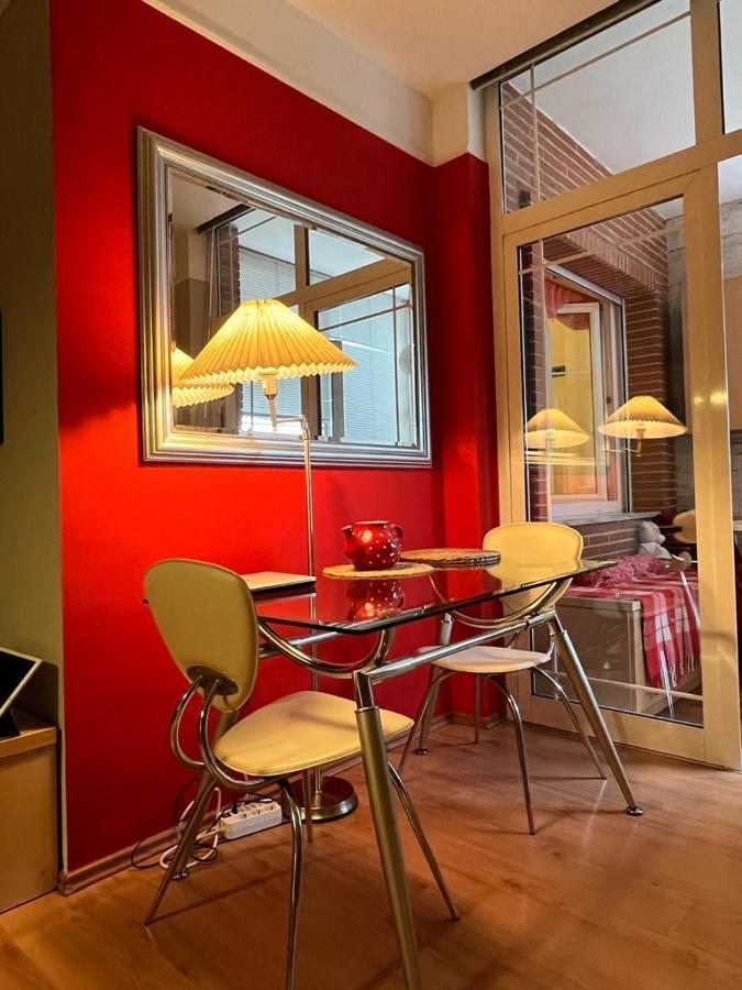 Cherry Apartment Тирана Экстерьер фото