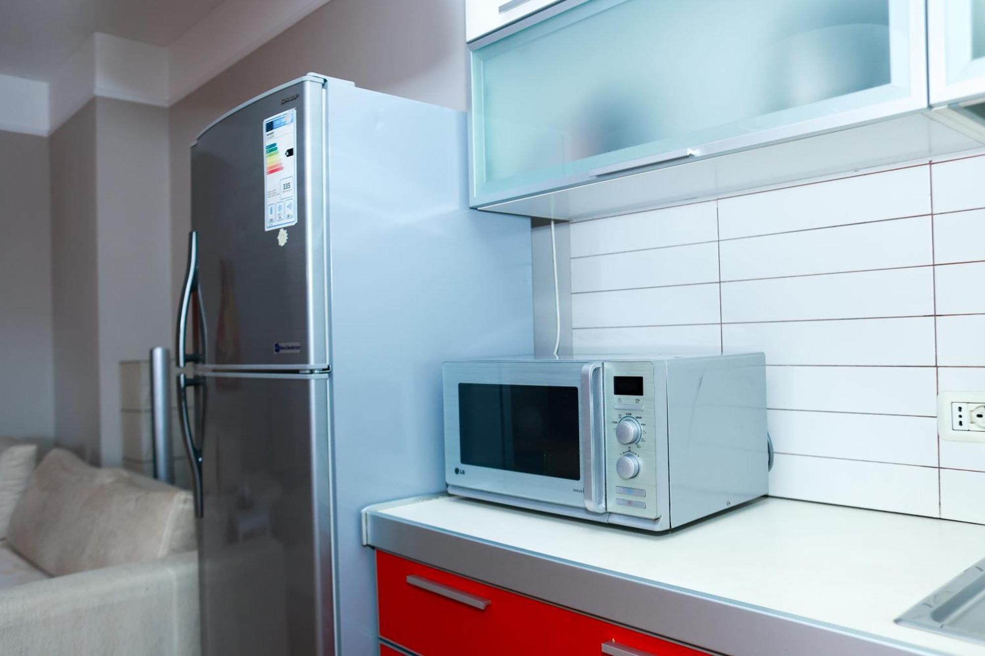 Cherry Apartment Тирана Экстерьер фото