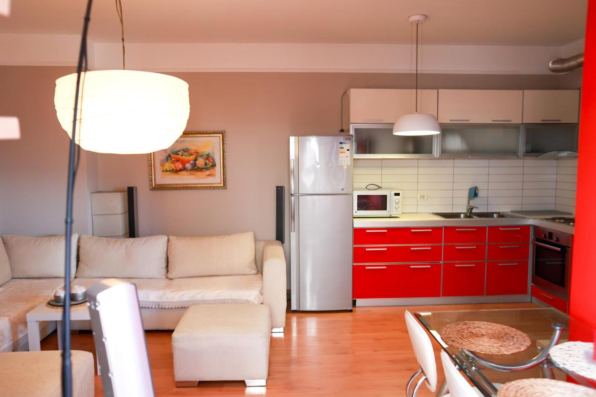 Cherry Apartment Тирана Экстерьер фото